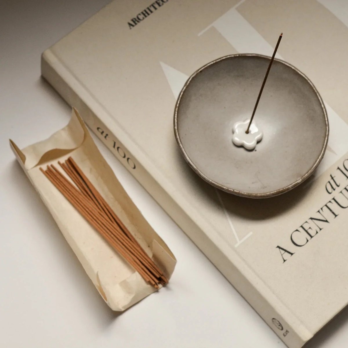 The Complete Palo Santo Product Guide: Finding Your Perfect Match on nanaka.co