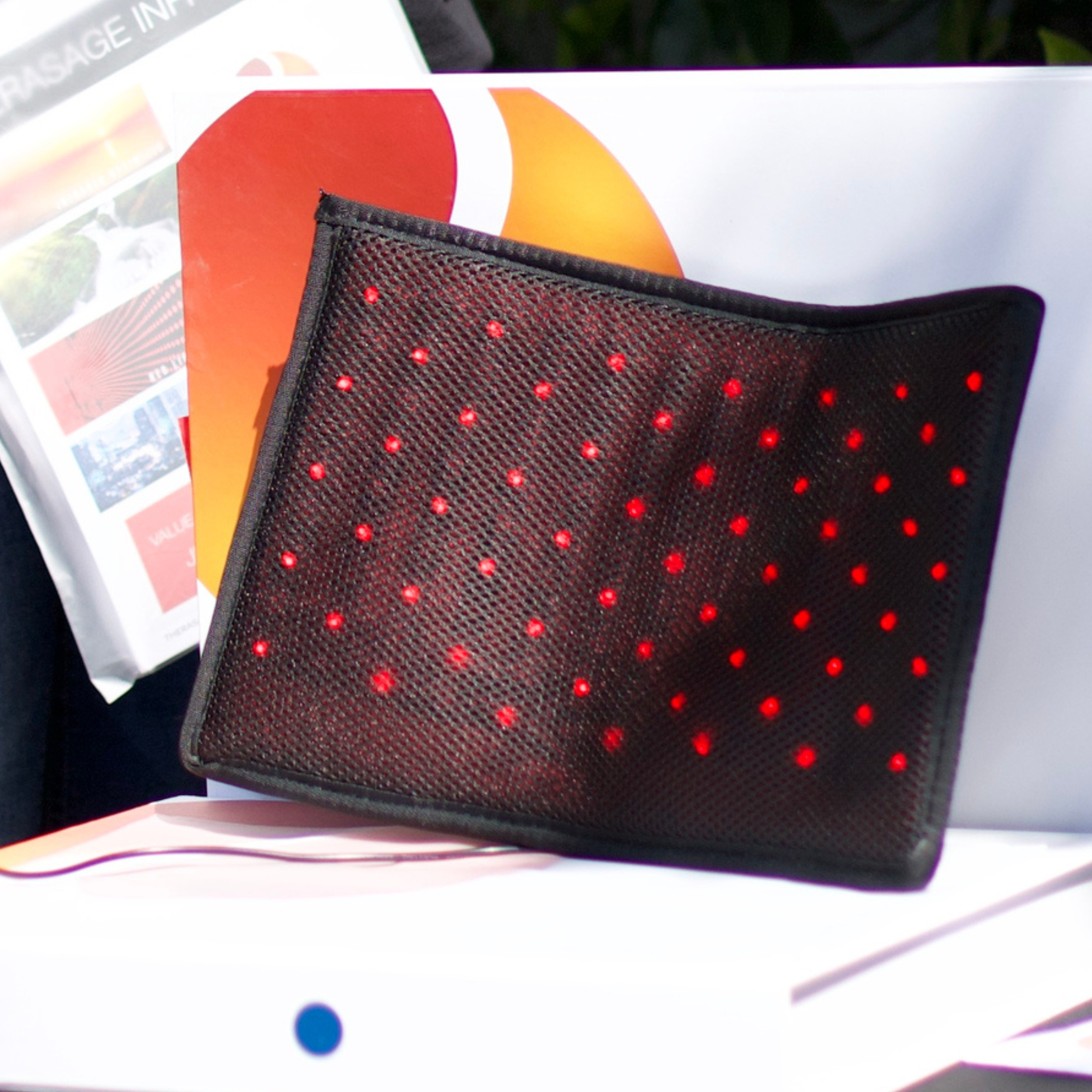 Panel de terapia de luz roja Tri-Lite™ de Therasage