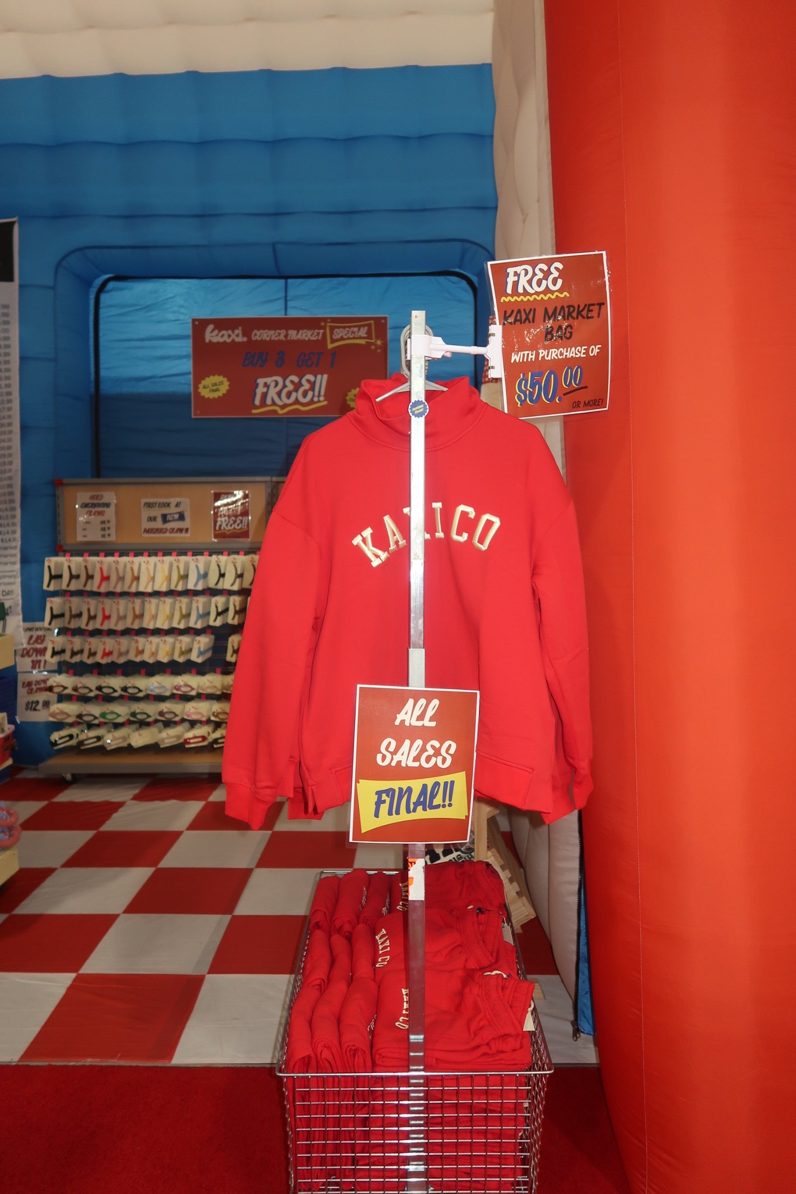 KAXI RED SWEATPANTS