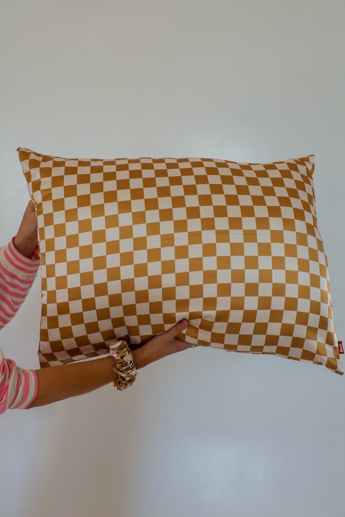 KAXI SATIN PILLOWCASE