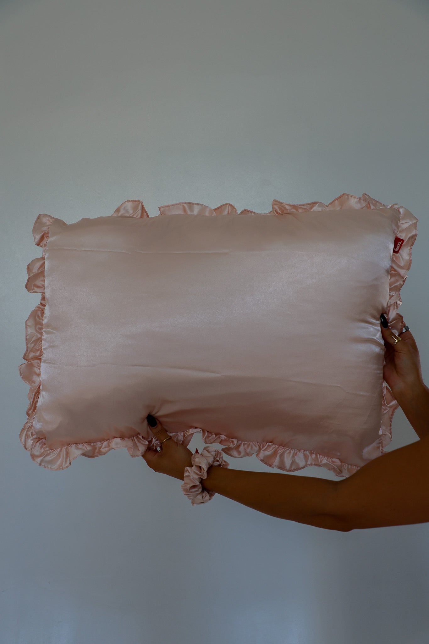 KAXI SATIN PILLOWCASE