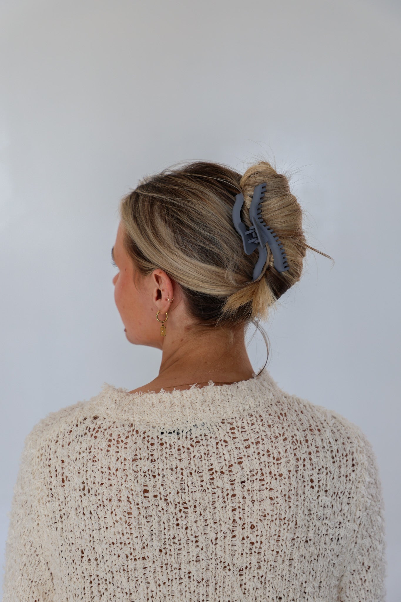 KAXI WAVY MIDI HOLD EVERYTHING CLAW
