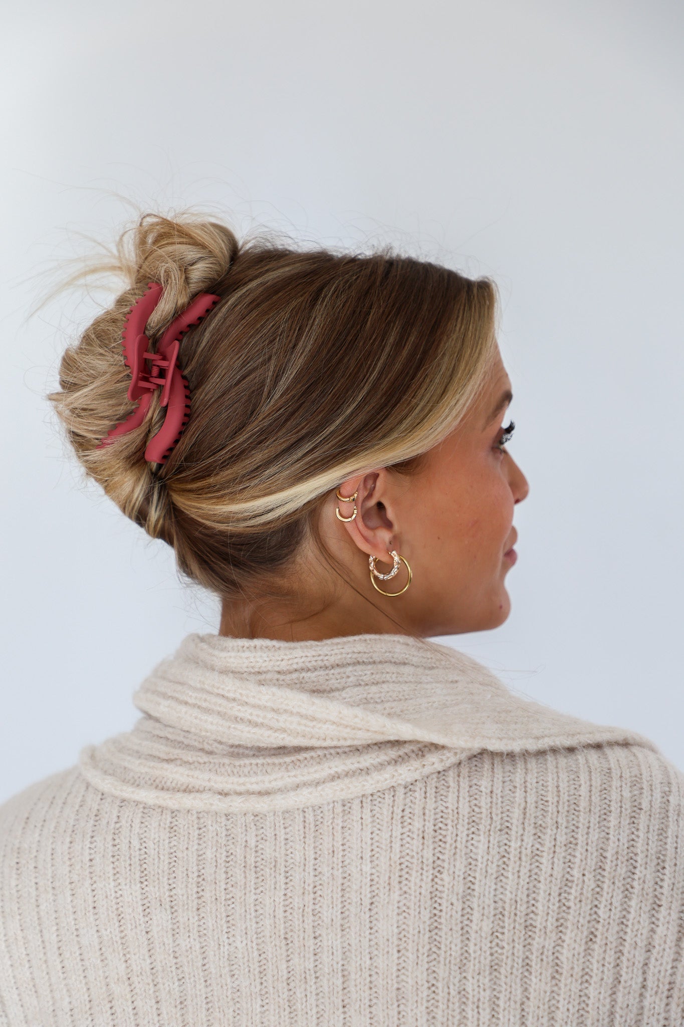 KAXI WAVY MIDI HOLD EVERYTHING CLAW