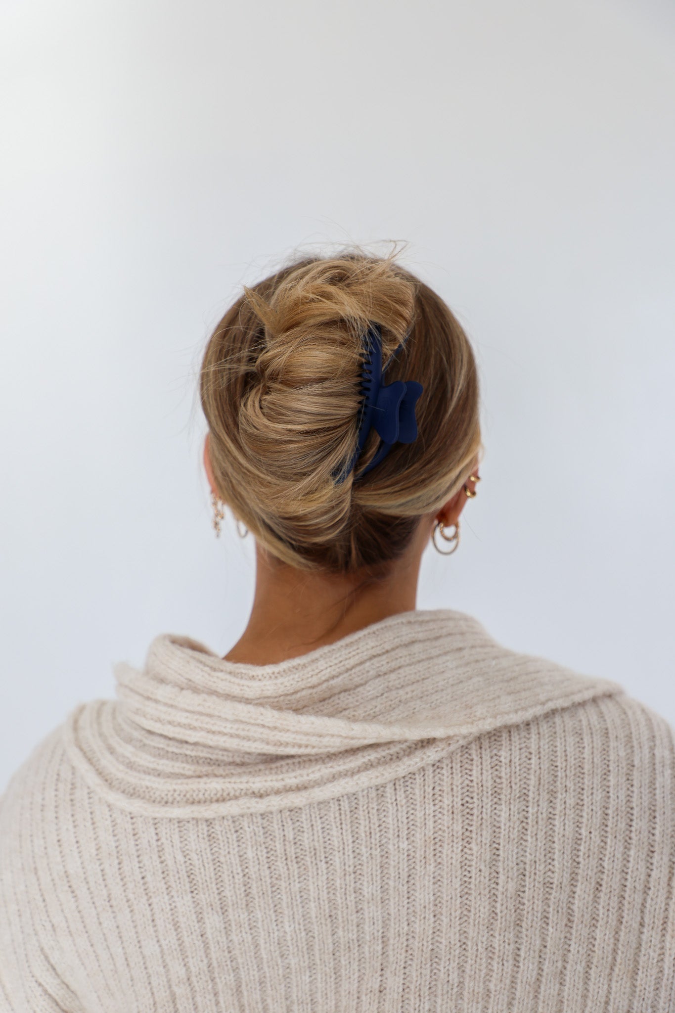 KAXI WAVY MIDI HOLD EVERYTHING CLAW