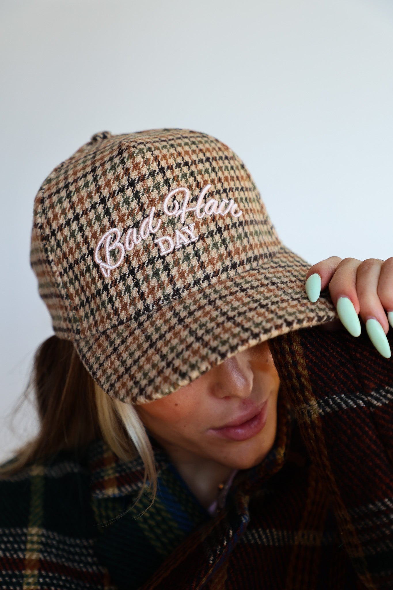 BAD HAIR DAY TWEED HOUNDSTOOTH TRUCKER HAT