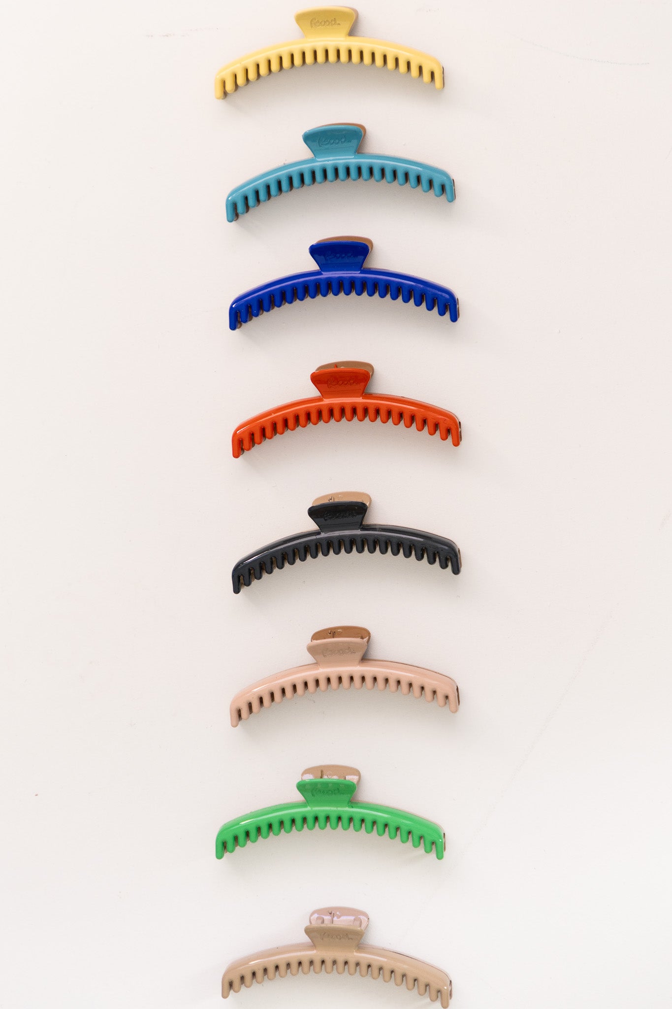 TWO-TONED SHINY MIDI HOLD EVERYTHING CLAW