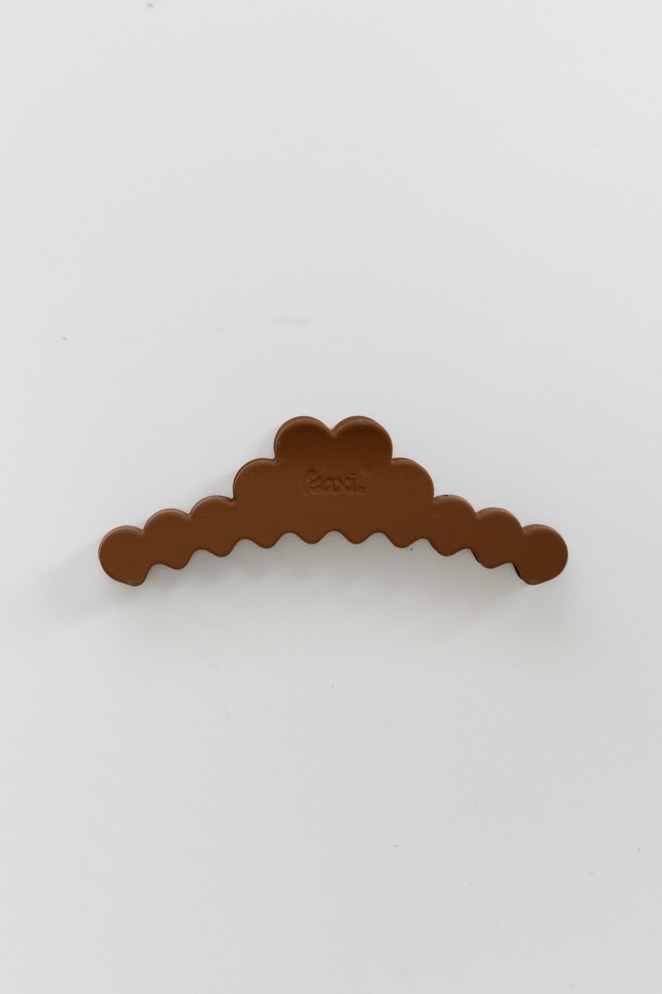 KAXI SCALLOPED MIDI HOLD EVERYTHING CLAW