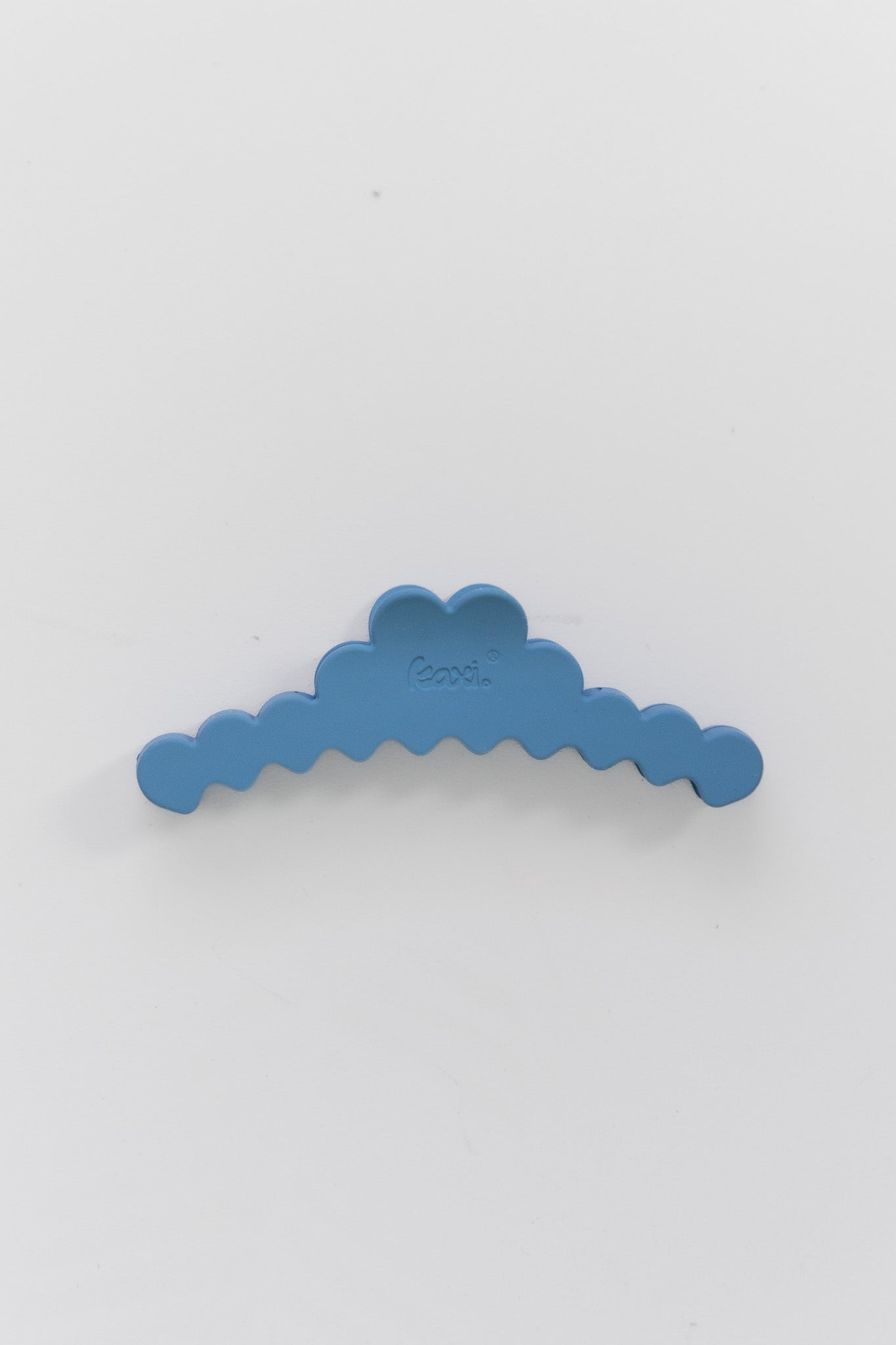 KAXI SCALLOPED MIDI HOLD EVERYTHING CLAW