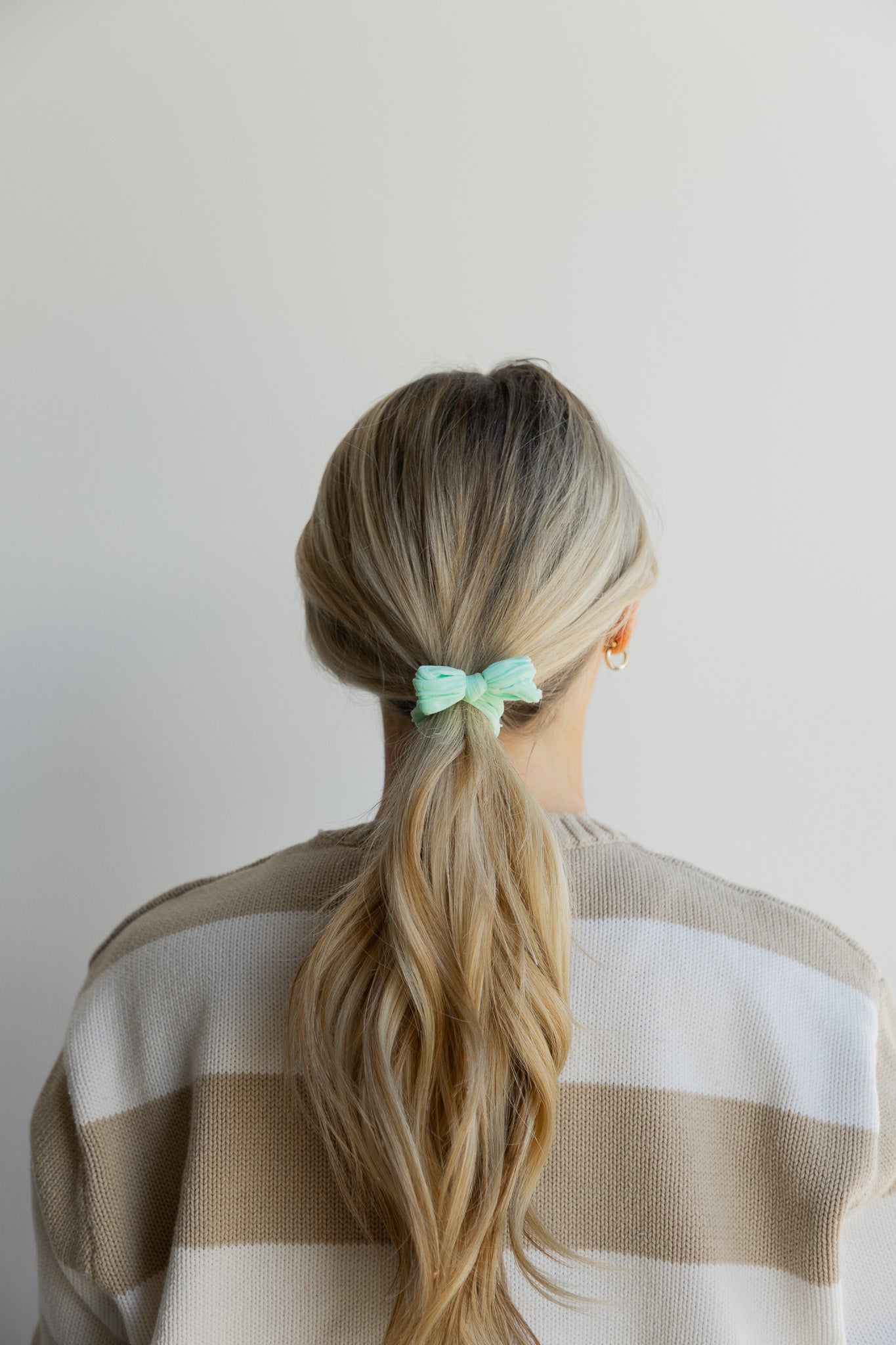 BOW SLICK BACK PONYTAILS (PACK OF 3)