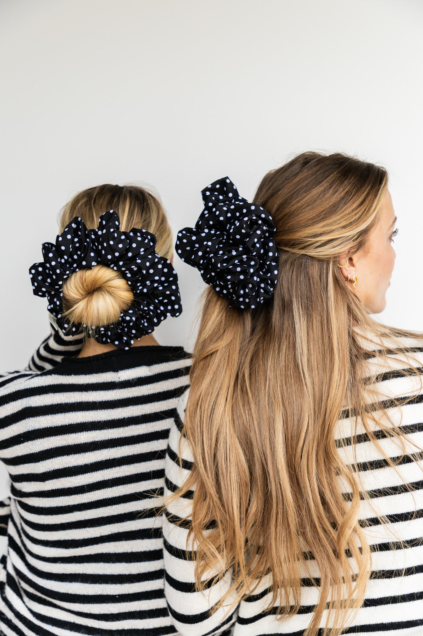 JUMBO SCRUNCHIE