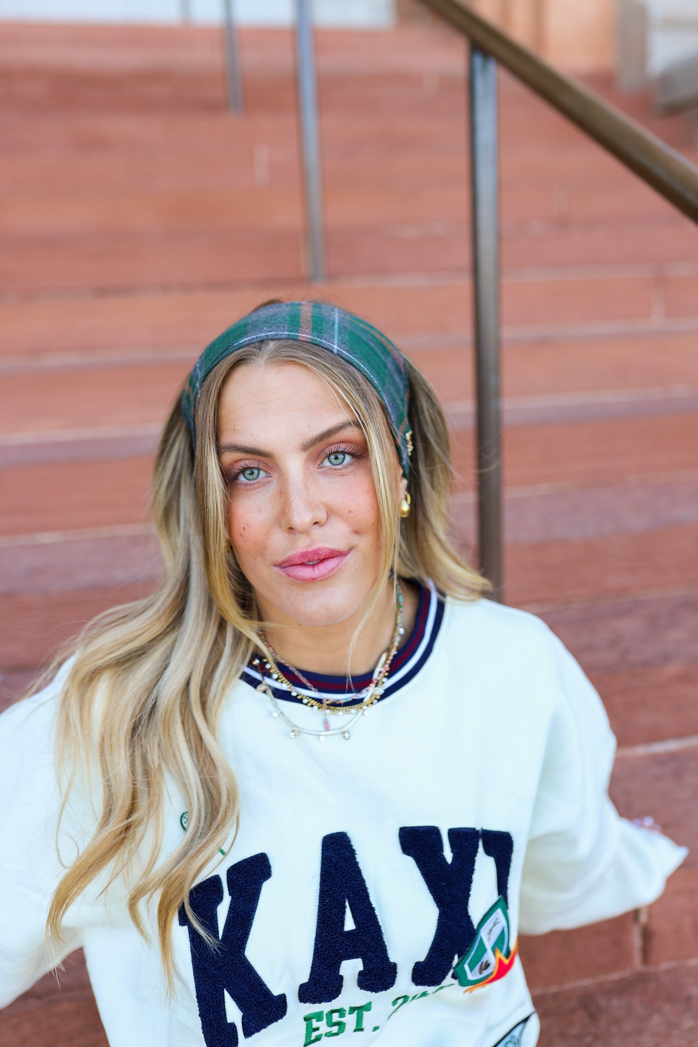 KAXI UNIVERSITY PATCH CREWNECK