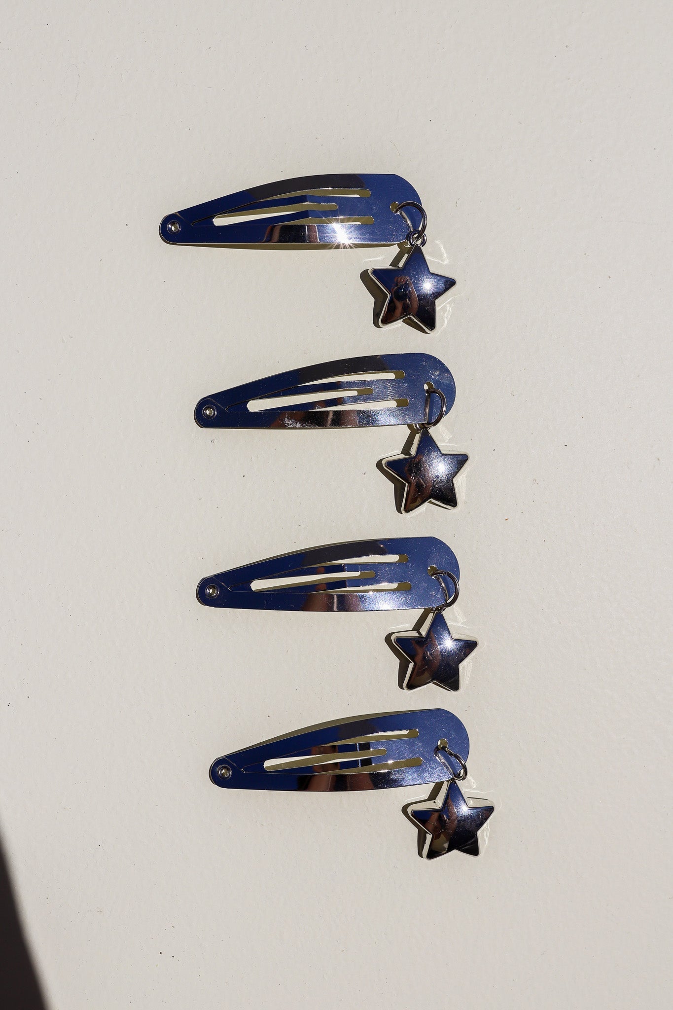 CHARM SNAP CLIPS