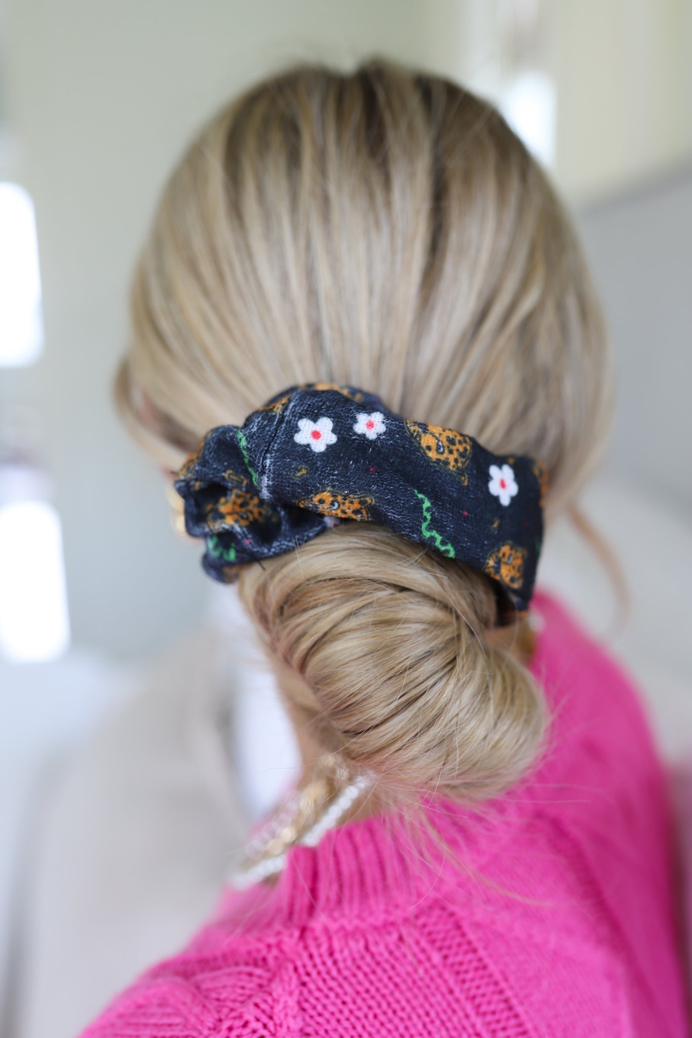 KAXI TOWEL SCRUNCHIE