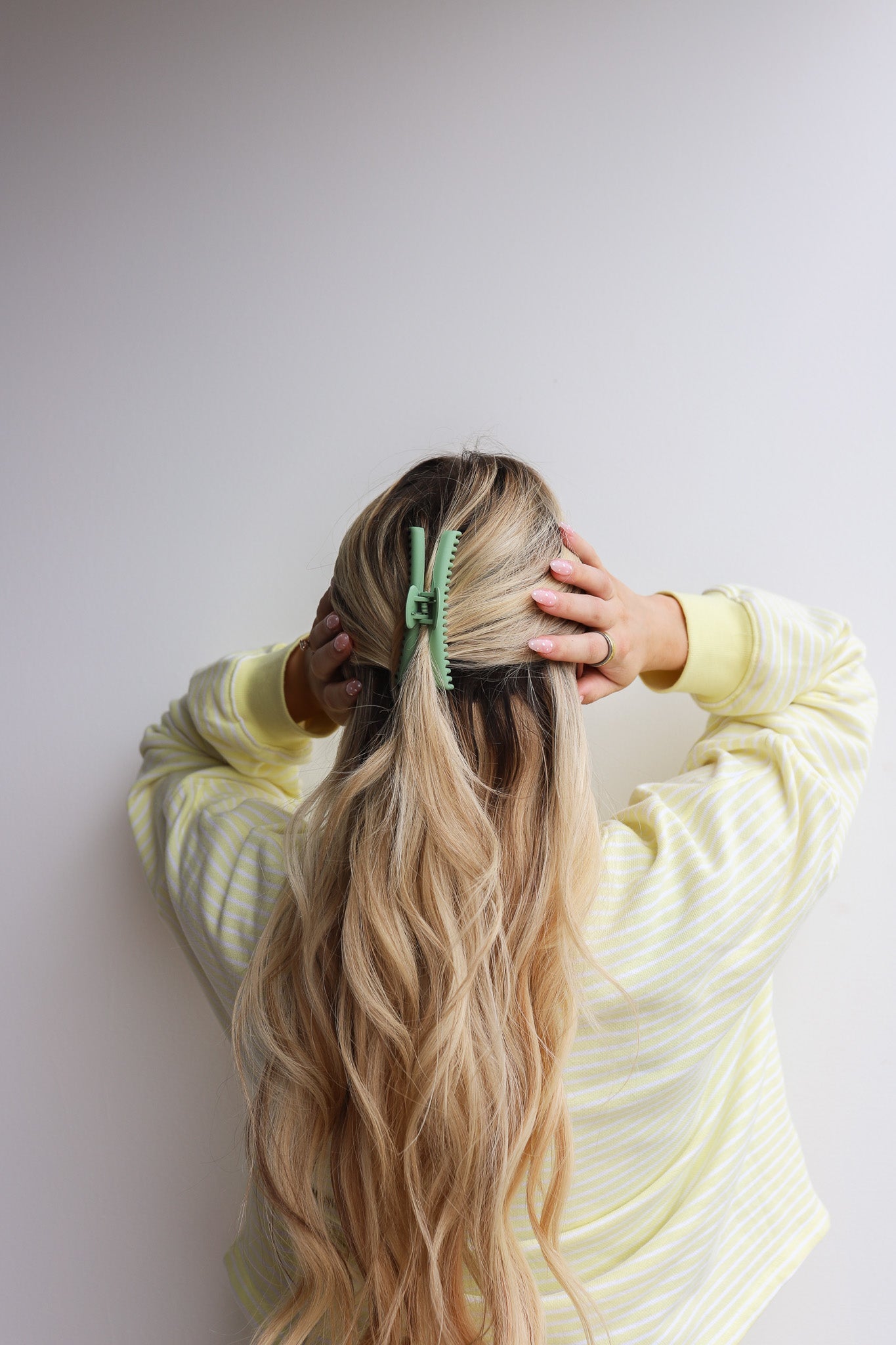 MATTE MIDI HOLD EVERYTHING CLAW