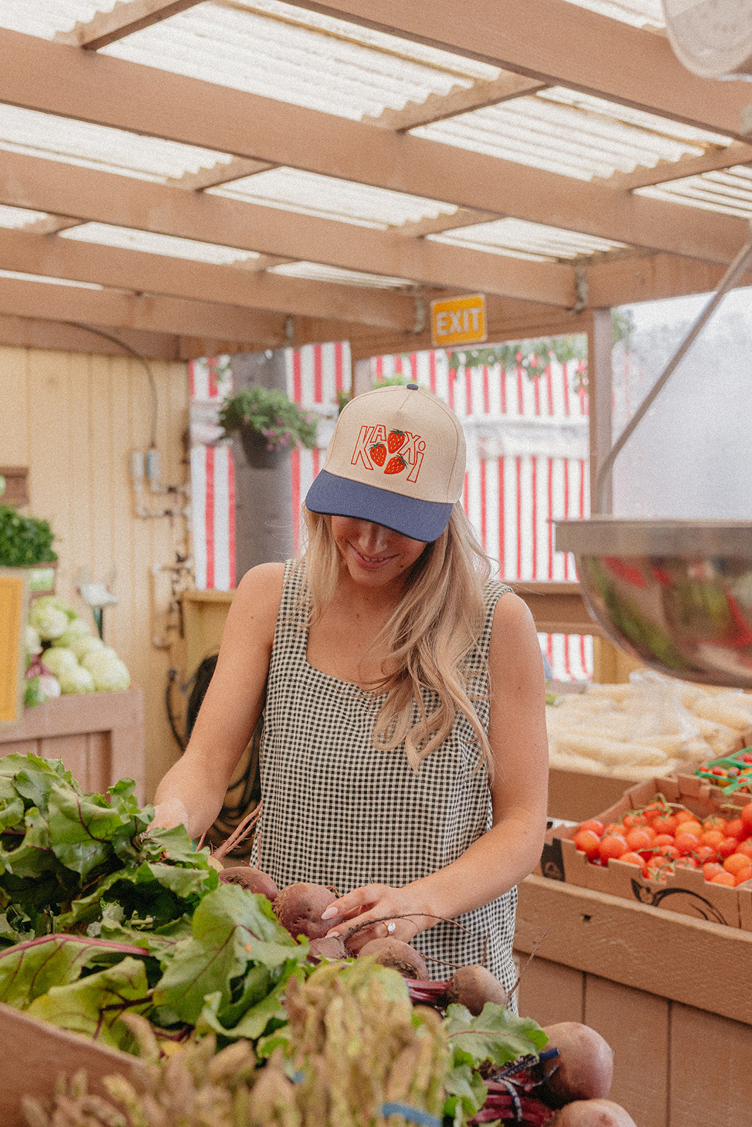 STRAWBERRY KAXI TRUCKER HAT