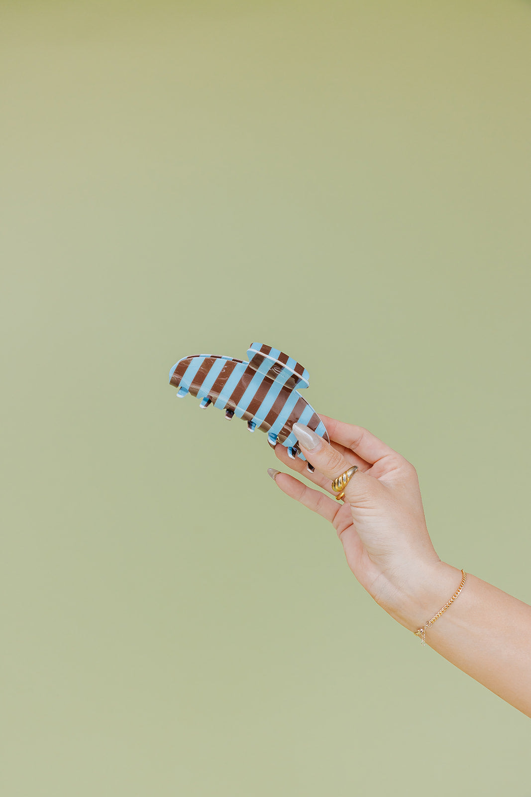 POLKA DOT & STRIPED OVERSIZED CLAWS