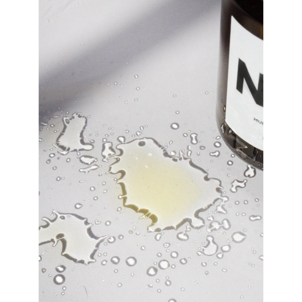 ACEITE SIN GÉNERO // CABELLO Y CUERPO