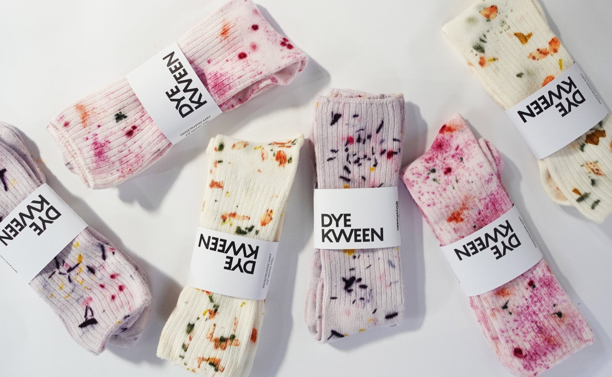 Abstract Bundled Dyed Bamboo Sock dyekween