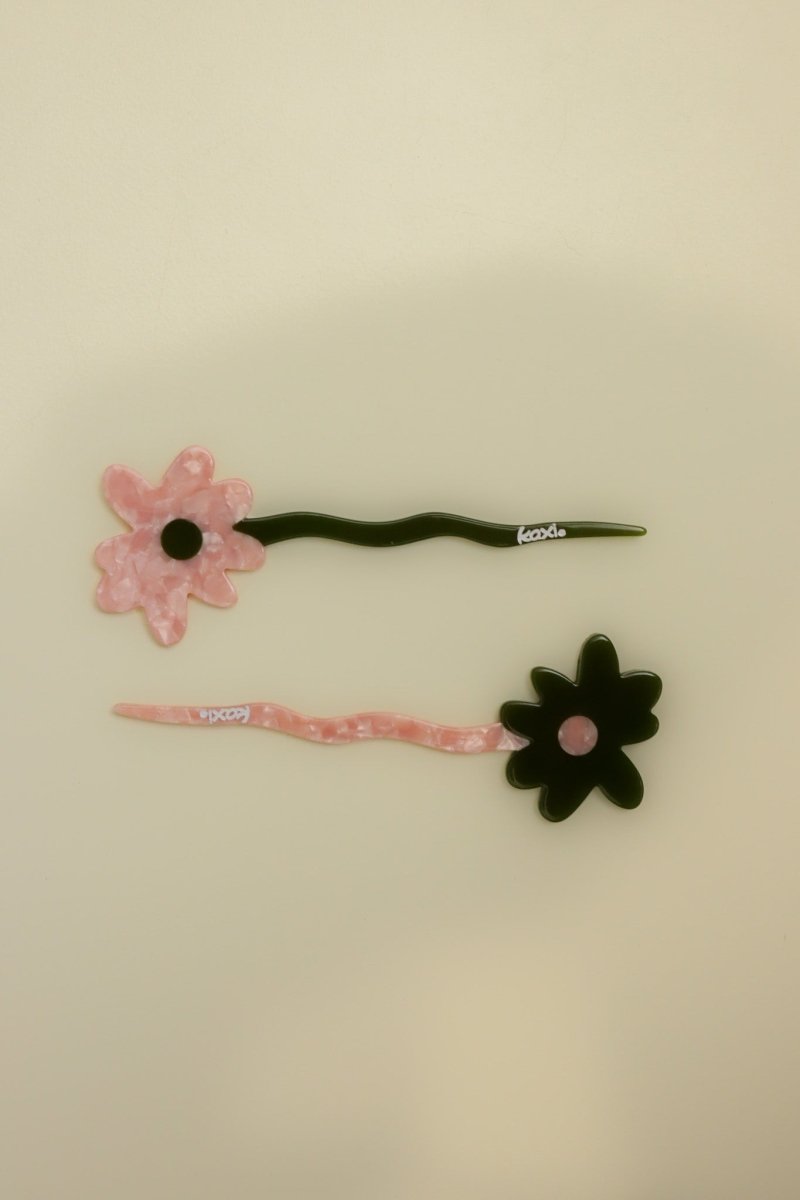 FLOWER FRENCH PINS ( 3 COLORS ) KAXI.co