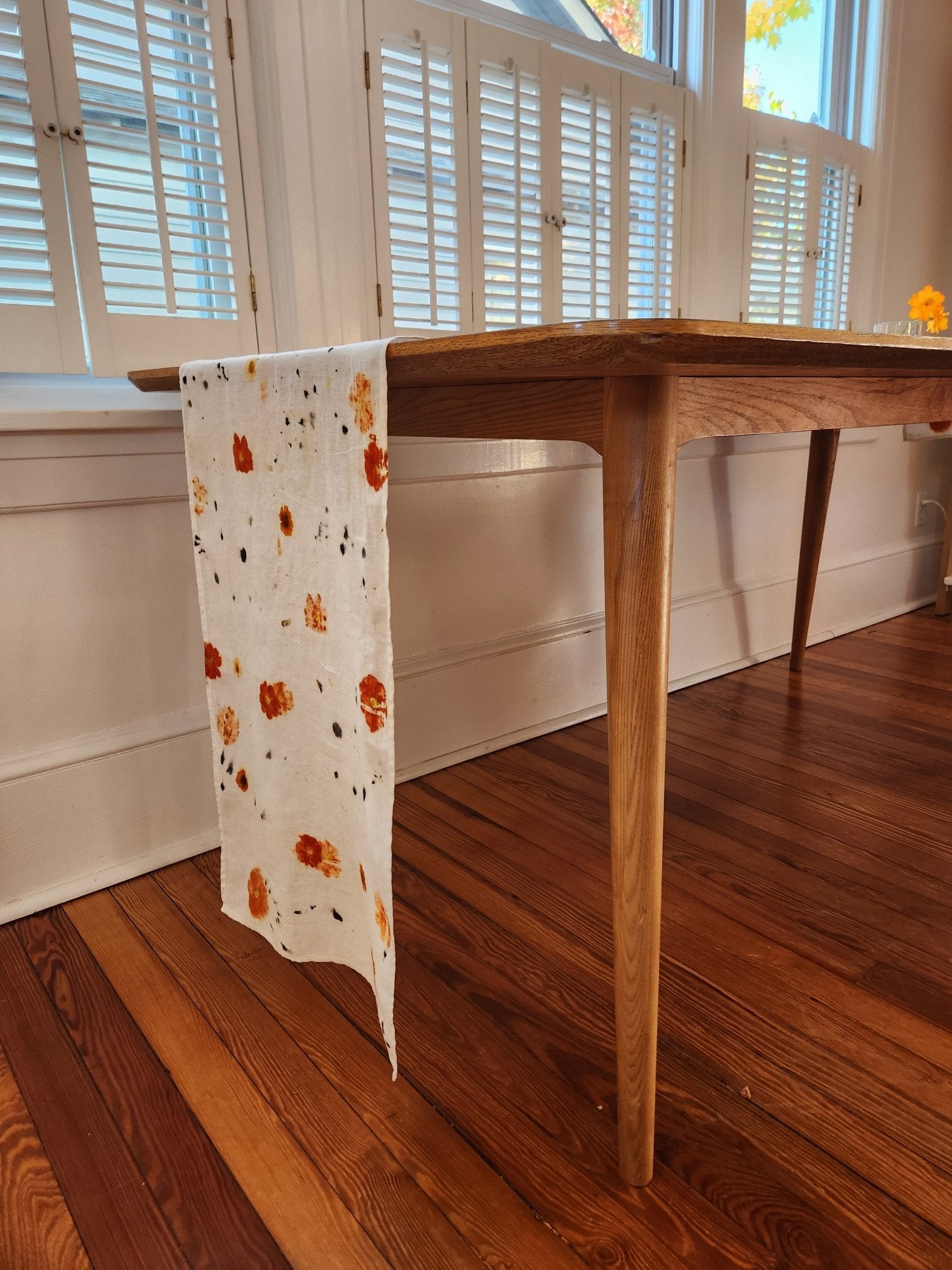 Flower - Printed Linen Table Runner dyekween