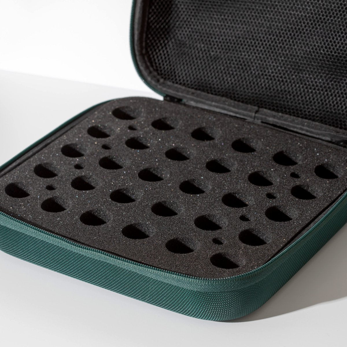 Hard - Top Carrying Case Large Dark Green (30 Count) Plant Therapy