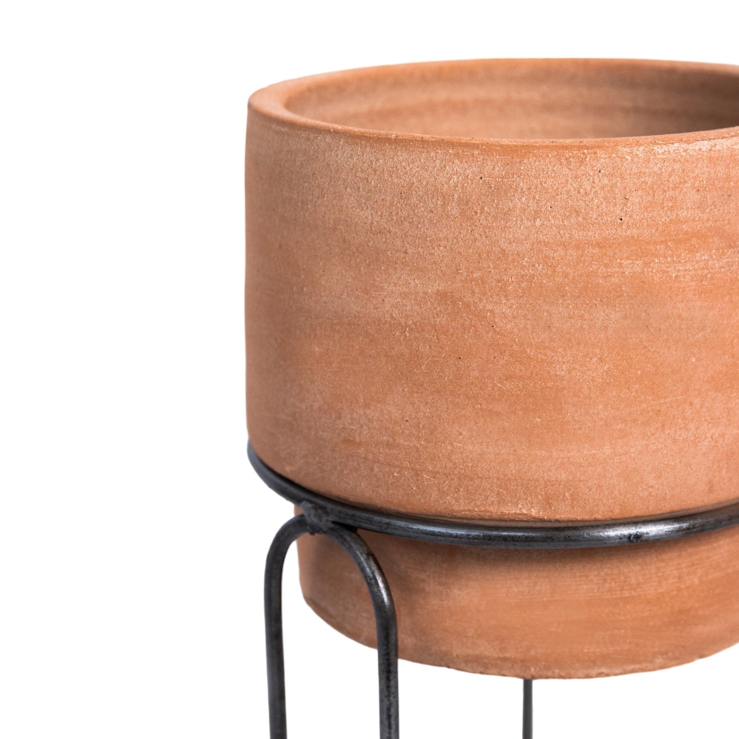 Jaro Short Terracotta Planter by MESO MESO