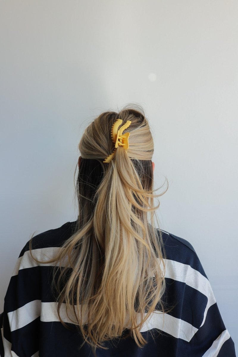 KAXI WAVY MIDI HOLD EVERYTHING CLAW KAXI.co