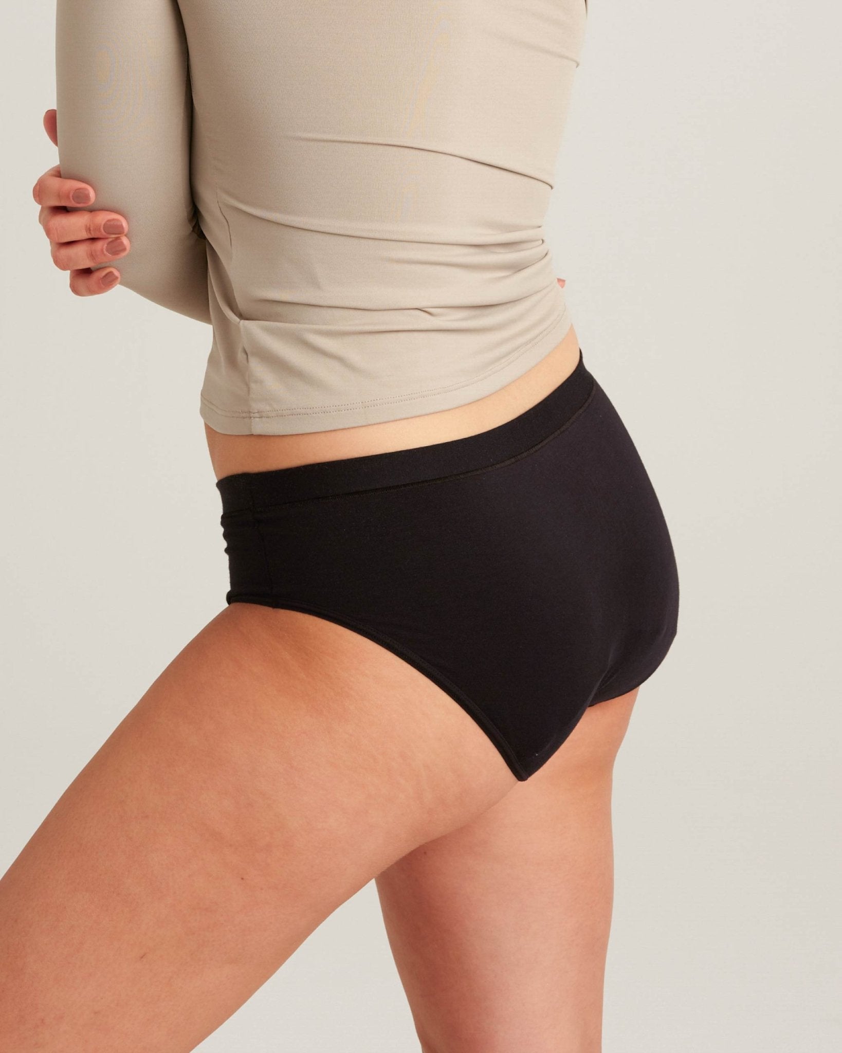 Leakproof Comfort Brief Saalt