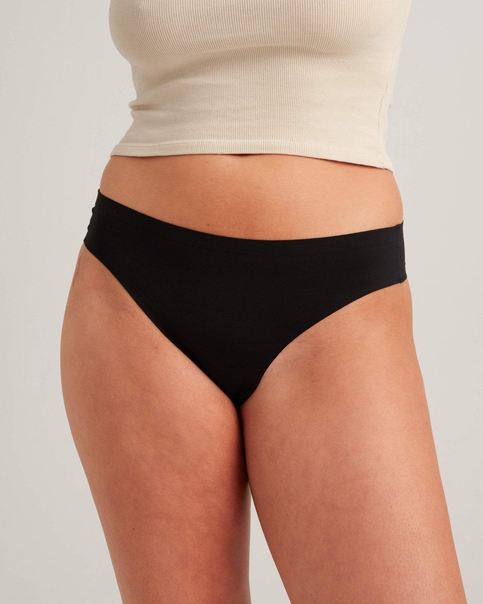Leakproof Seamless Thong Saalt