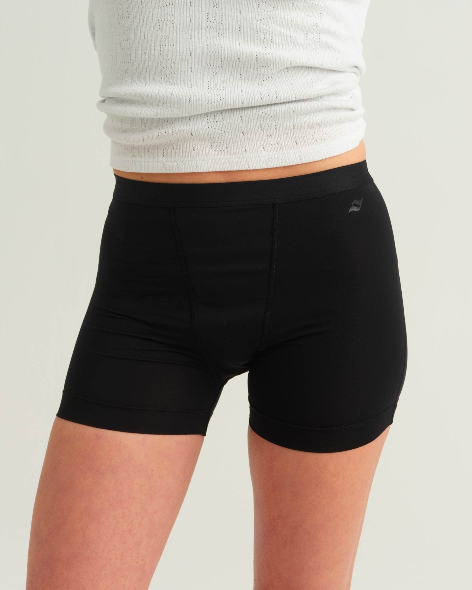 Leakproof Teen Sport Short Saalt