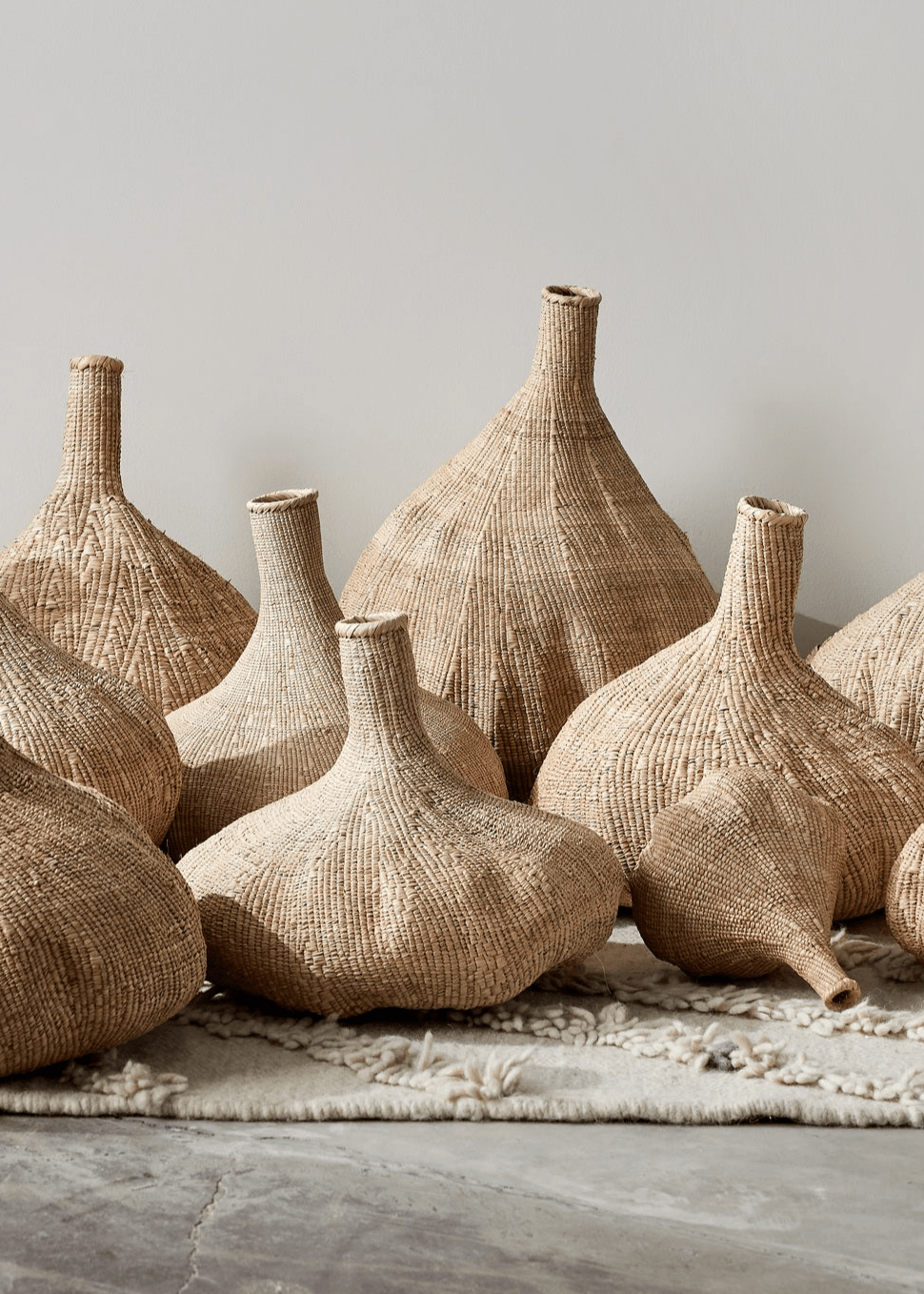 Long - Necked Ilala Garlic Gourd Basket Kanju Interiors