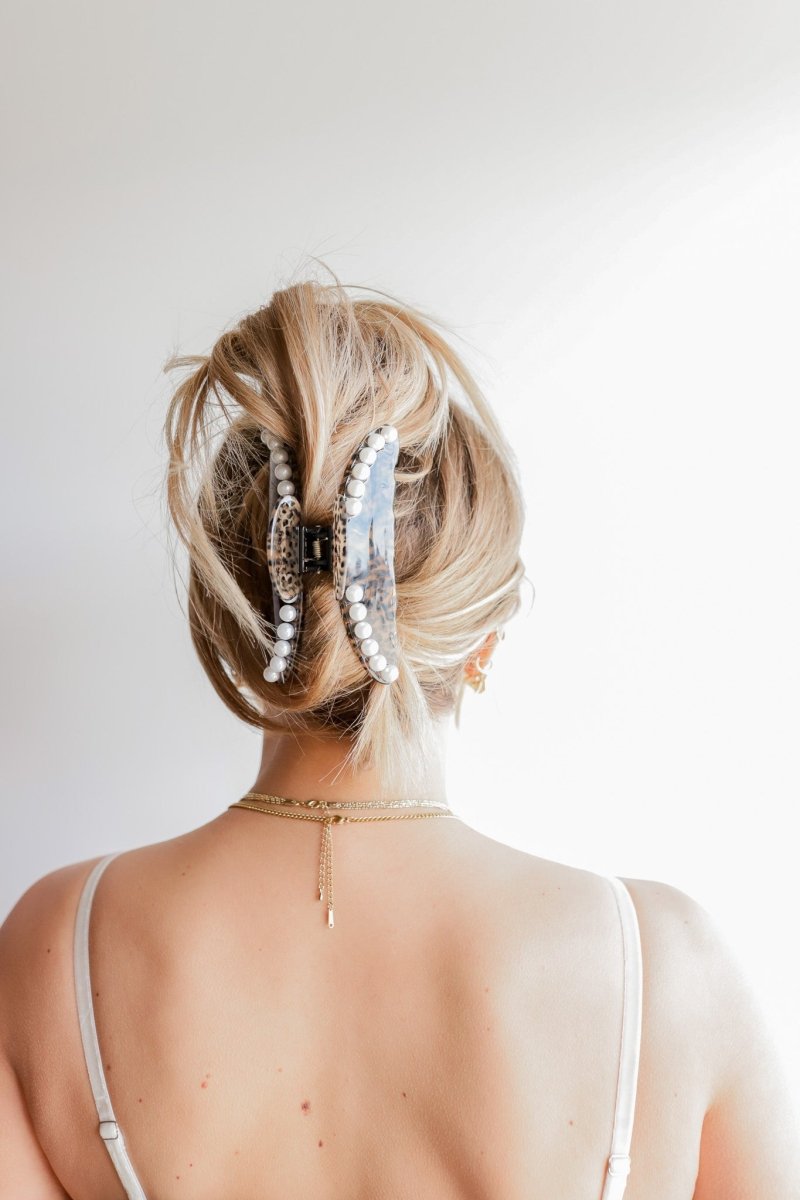 LOVE IS IN THE HAIR CLAW KAXI.co