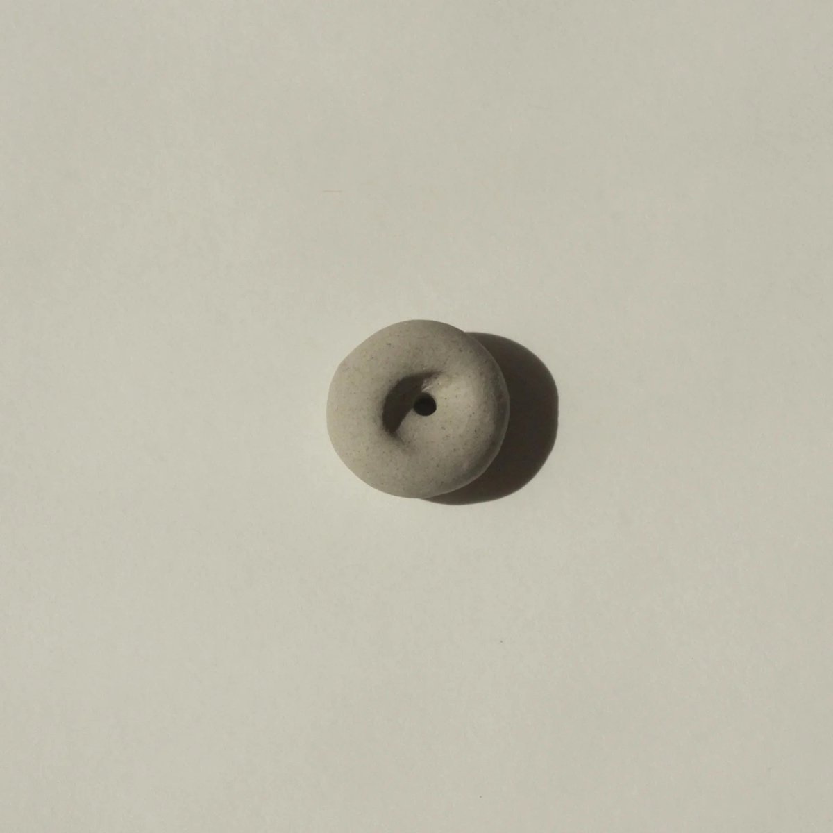 Mini Light Grey Ceramic Pebble Incense Holder CEDAR AND MYRRH