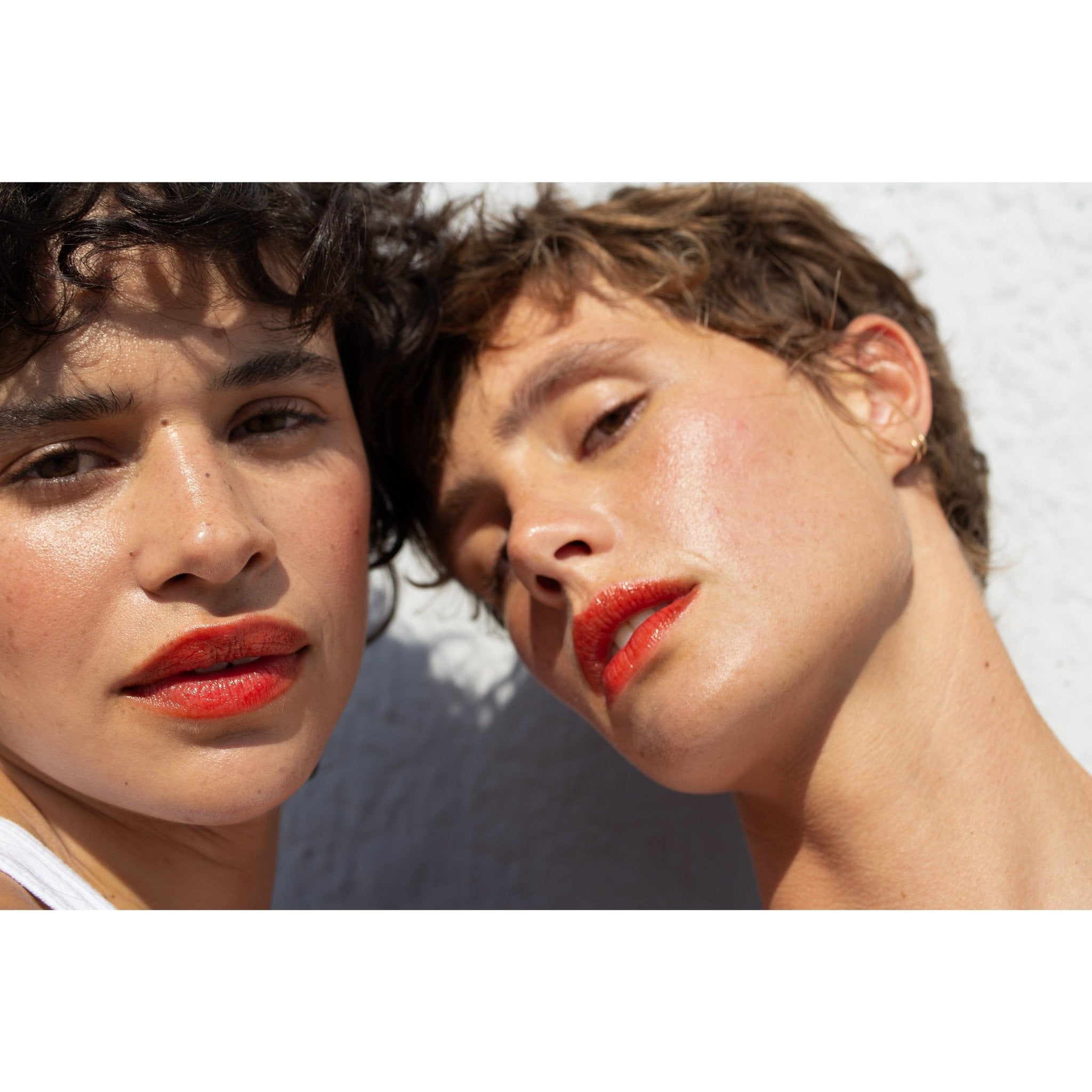 OSCILLATE - MULTI - BENE STICK // LIPS + CHEEKS NOTO Botanics