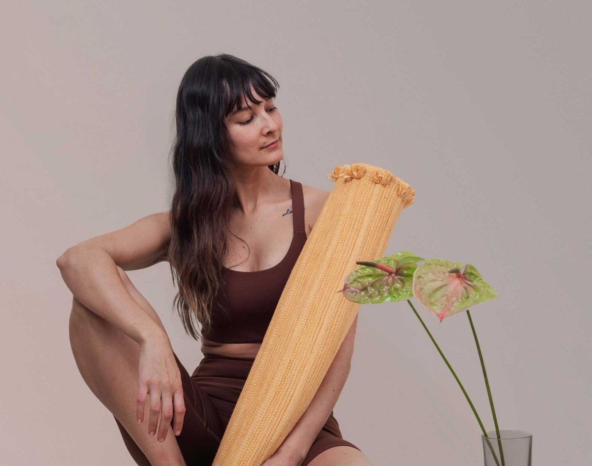 Sunstone - Naturally Dyed Herbal Yoga Mat okoliving