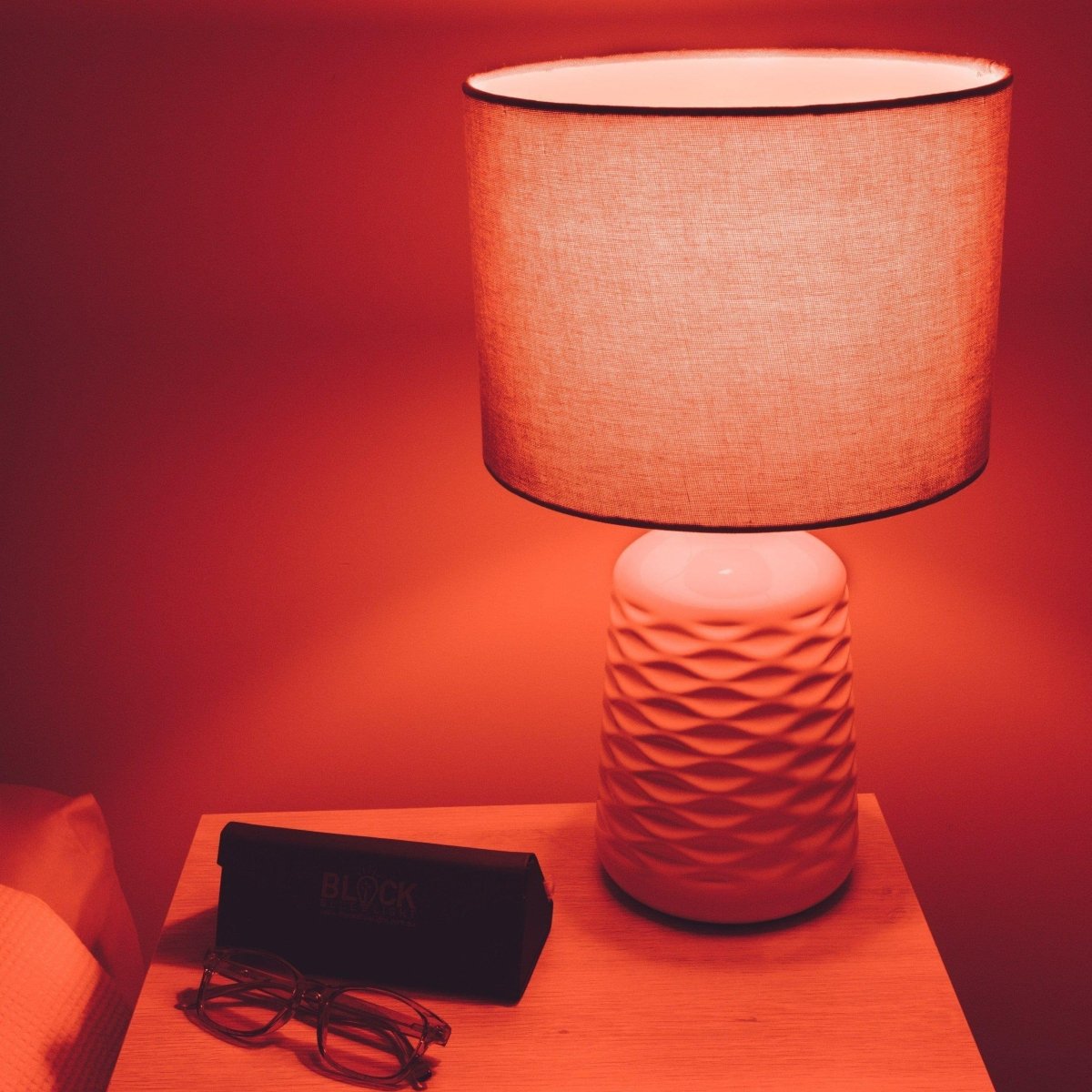 Twilight Red Light Bulb - E12 (Small Screw) BlockBlueLight