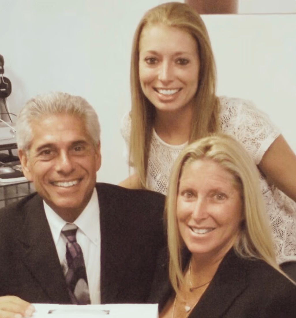 The founders of Therasage and their daughter, whose Chronic Lyme Disease diagnosis inspired the company