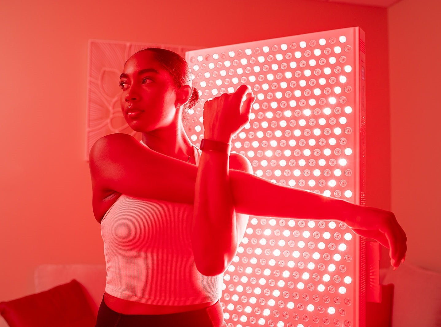 The Science Behind Red Light Therapy: How Light Heals from Within - Nanaka