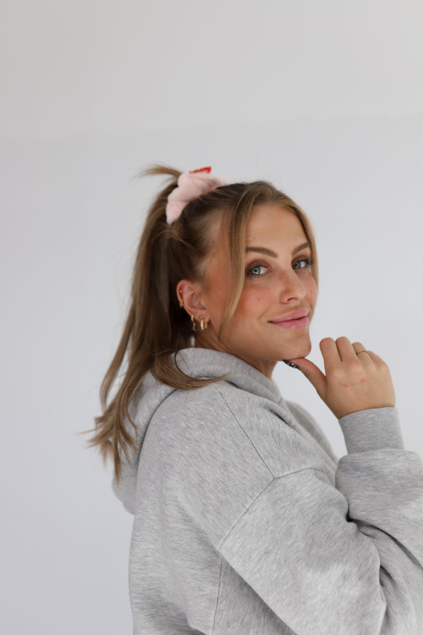 MIDI TOWEL SCRUNCHIES