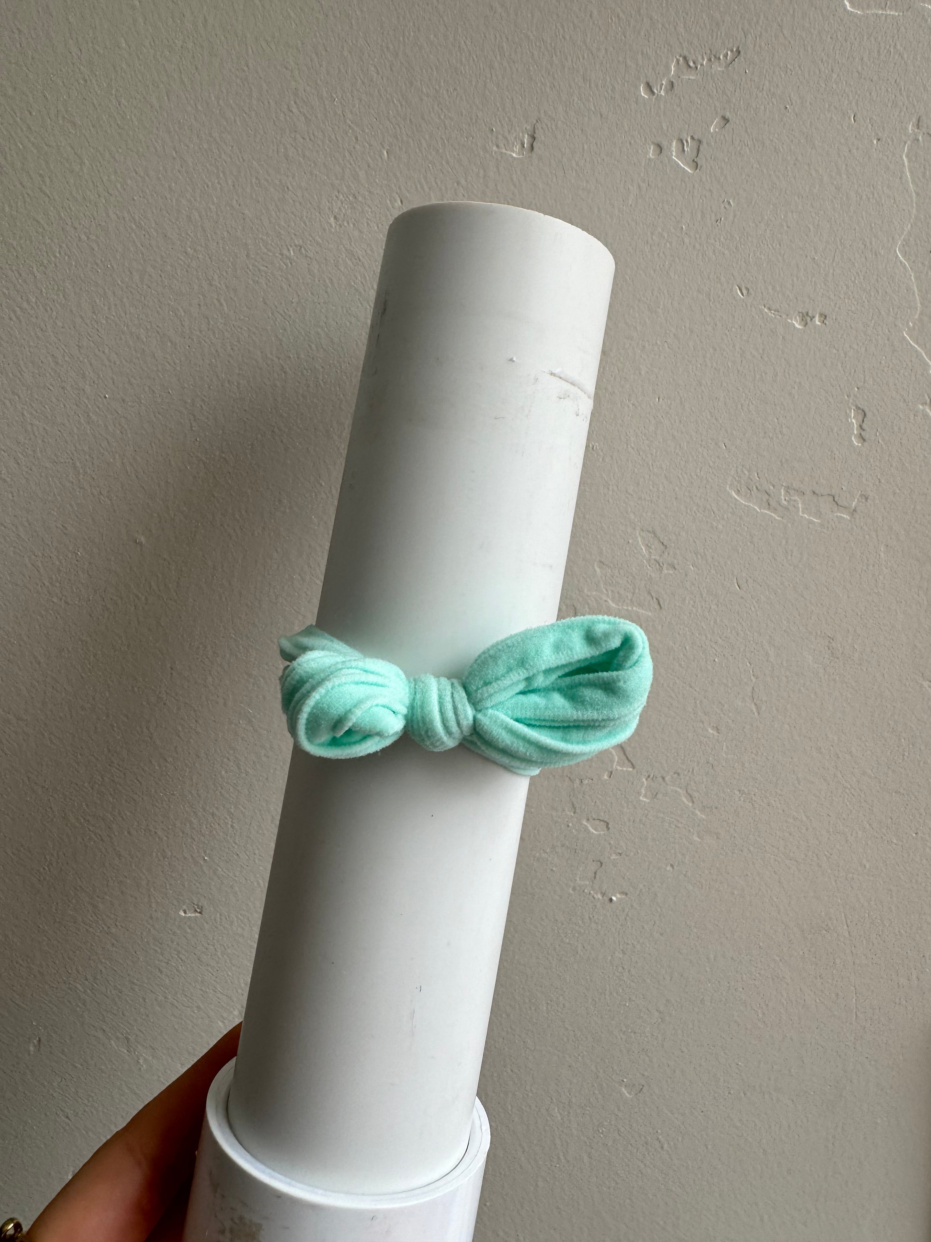BOW SLICK BACK PONYTAILS (PACK OF 3)