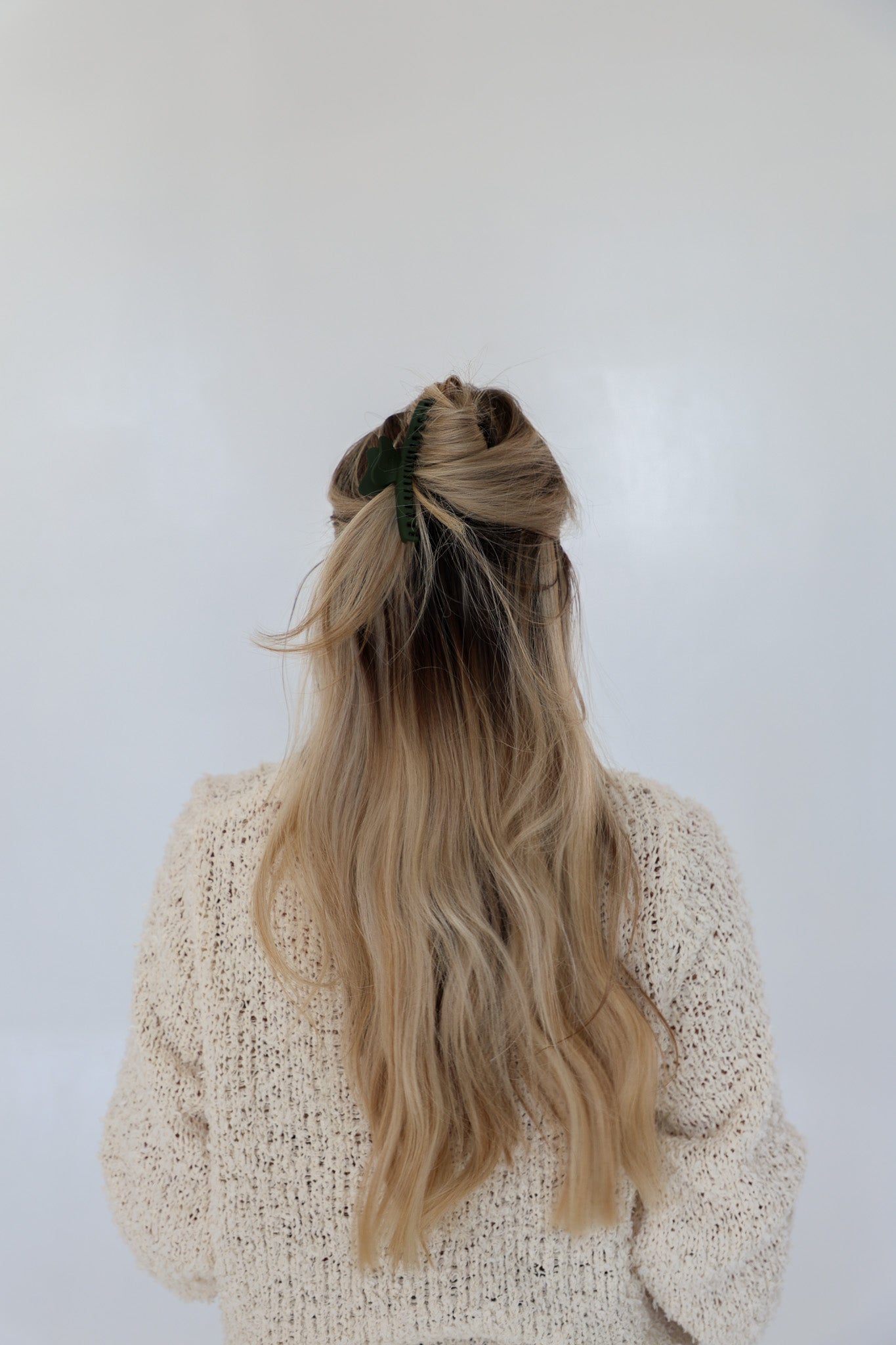 KAXI WAVY MIDI HOLD EVERYTHING CLAW
