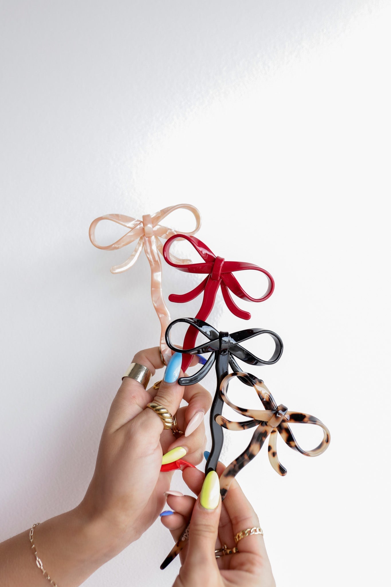 BOW FRENCH PINS ( PACK OF 2 )