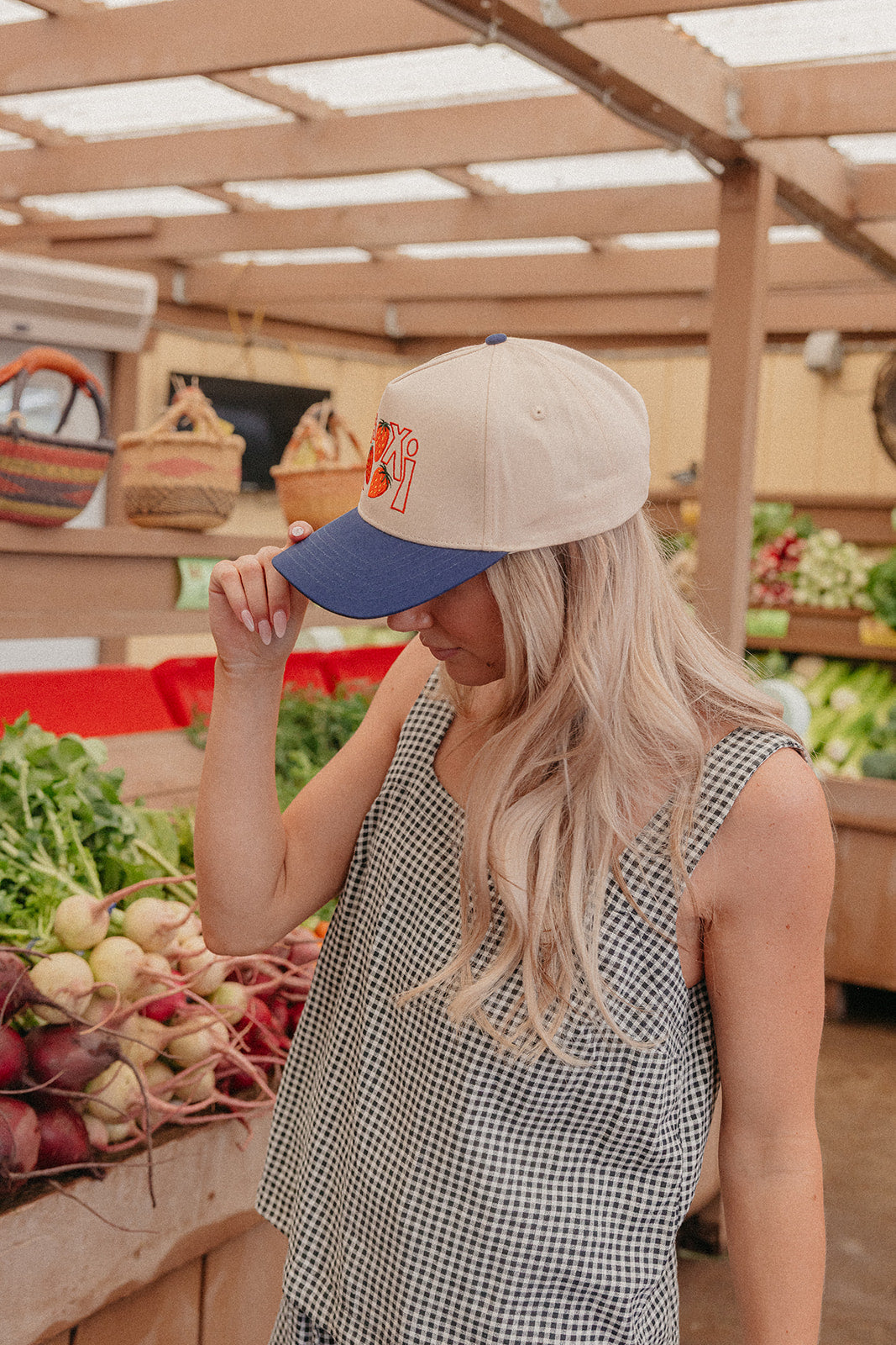 STRAWBERRY KAXI TRUCKER HAT
