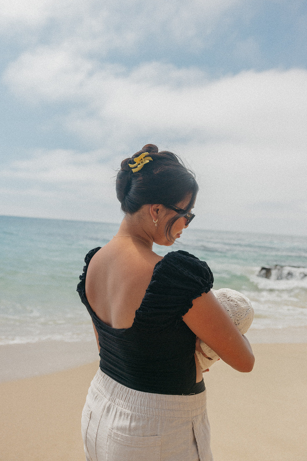 KAXI WAVY MINI HOLD EVERYTHING CLAW