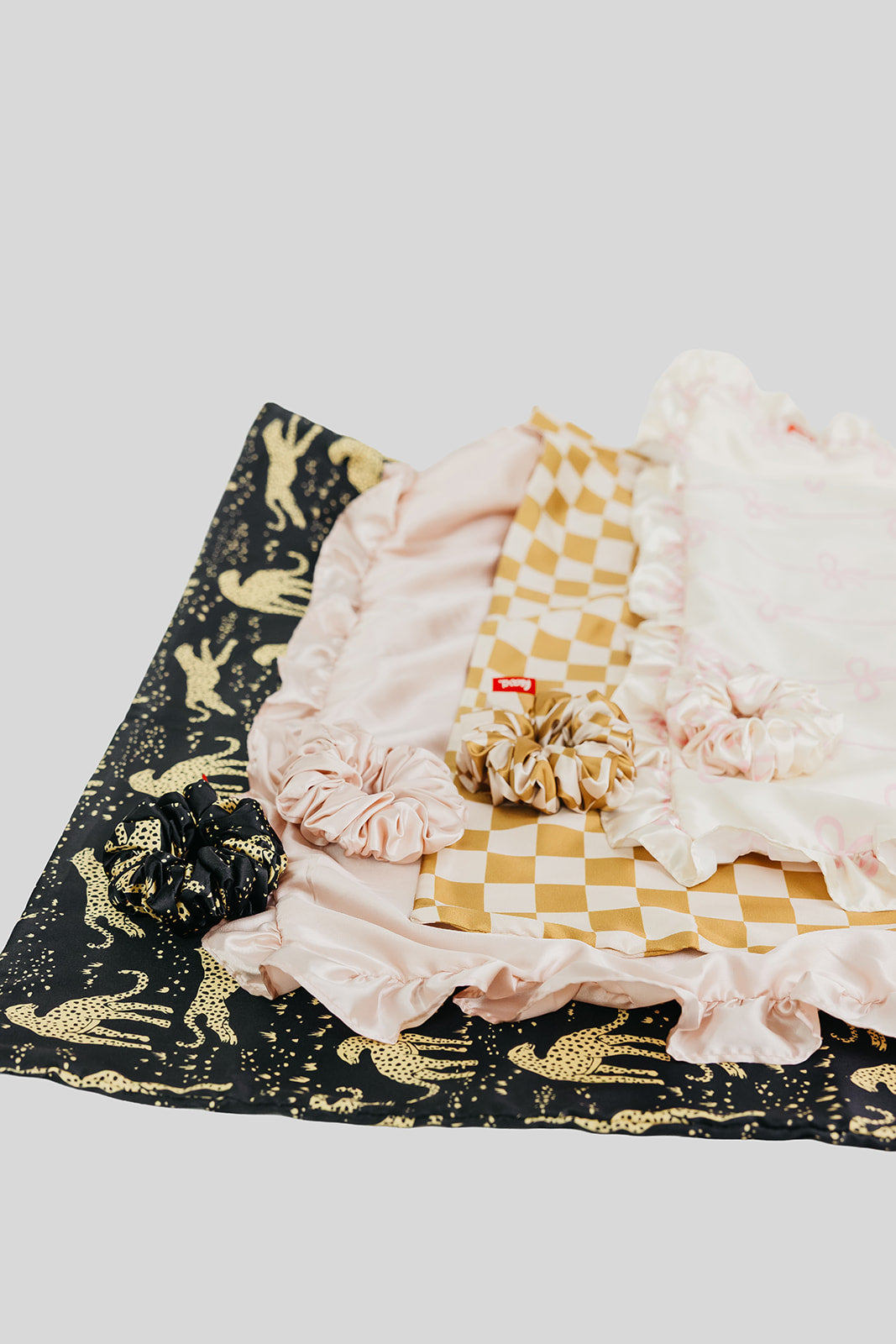 KAXI SATIN PILLOWCASE