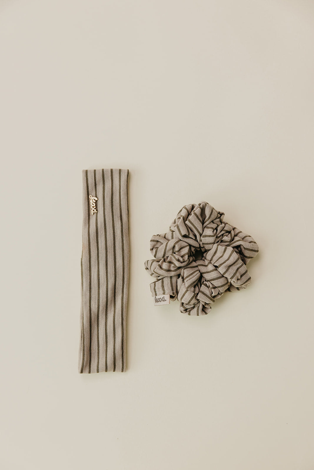 STRIPED OVERSIZED SCRUNCHIE + HEADBAND BUNDLE