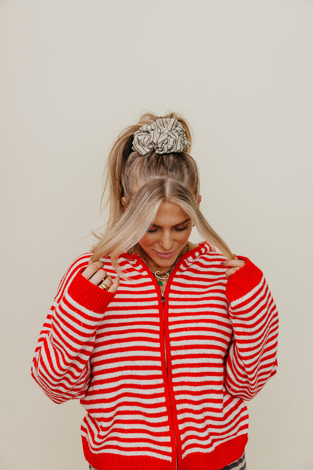 STRIPED OVERSIZED SCRUNCHIE + HEADBAND BUNDLE