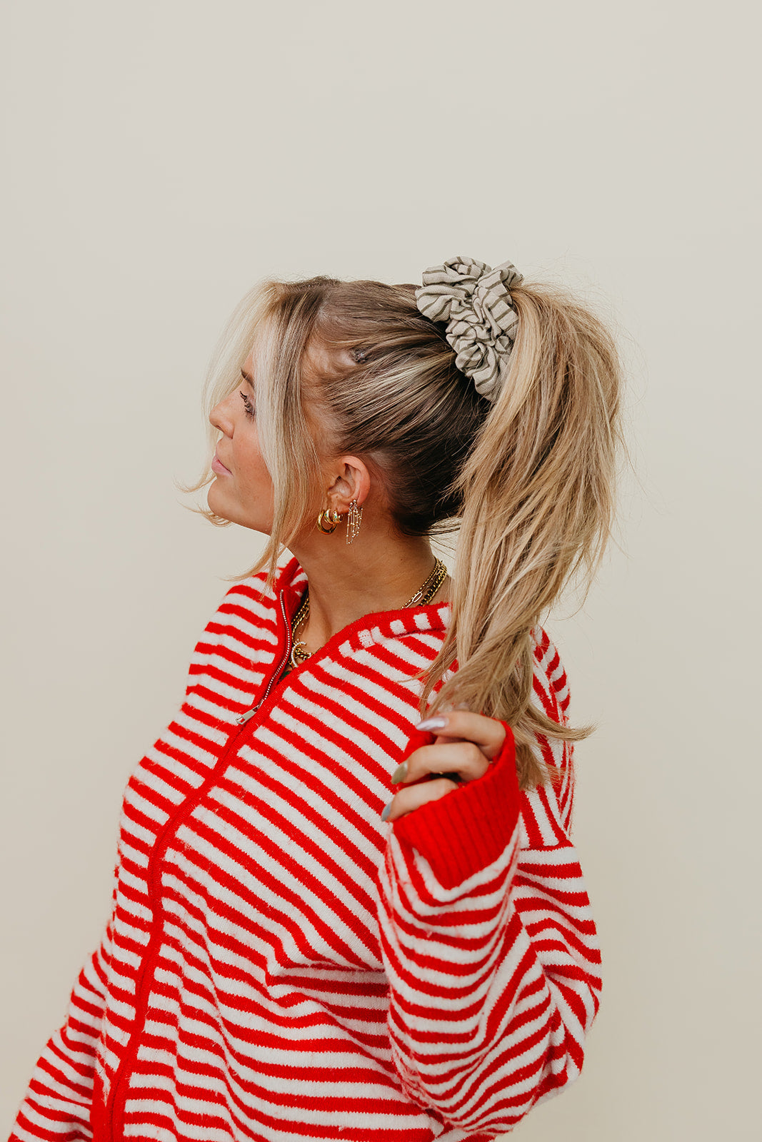 STRIPED OVERSIZED SCRUNCHIE + HEADBAND BUNDLE