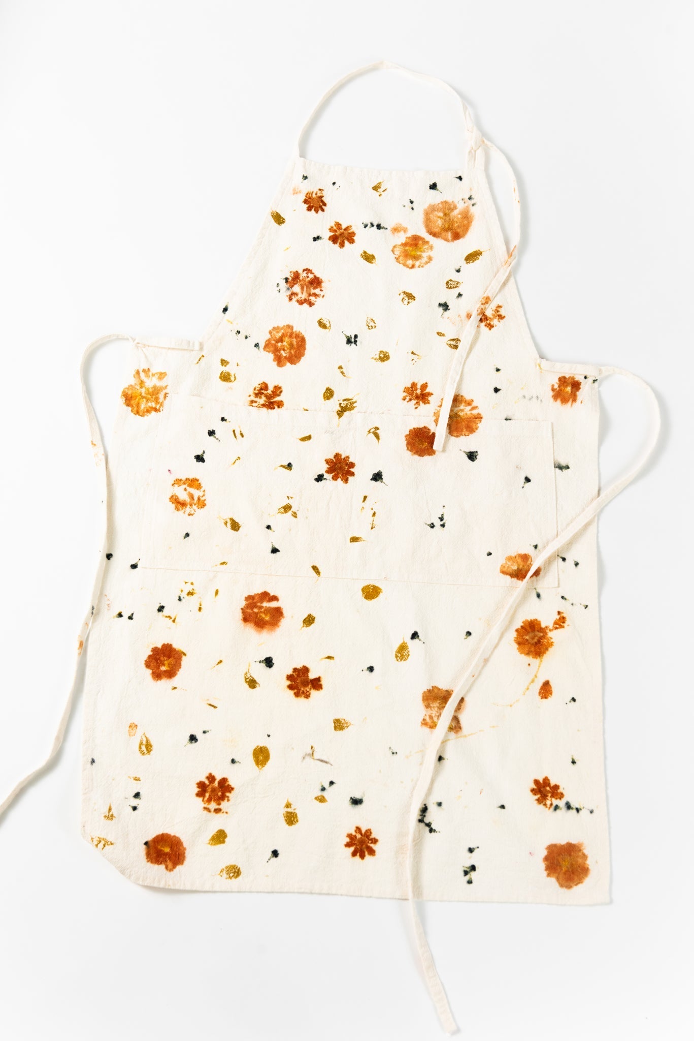 Botanically Dyed Linen Apron dyekween