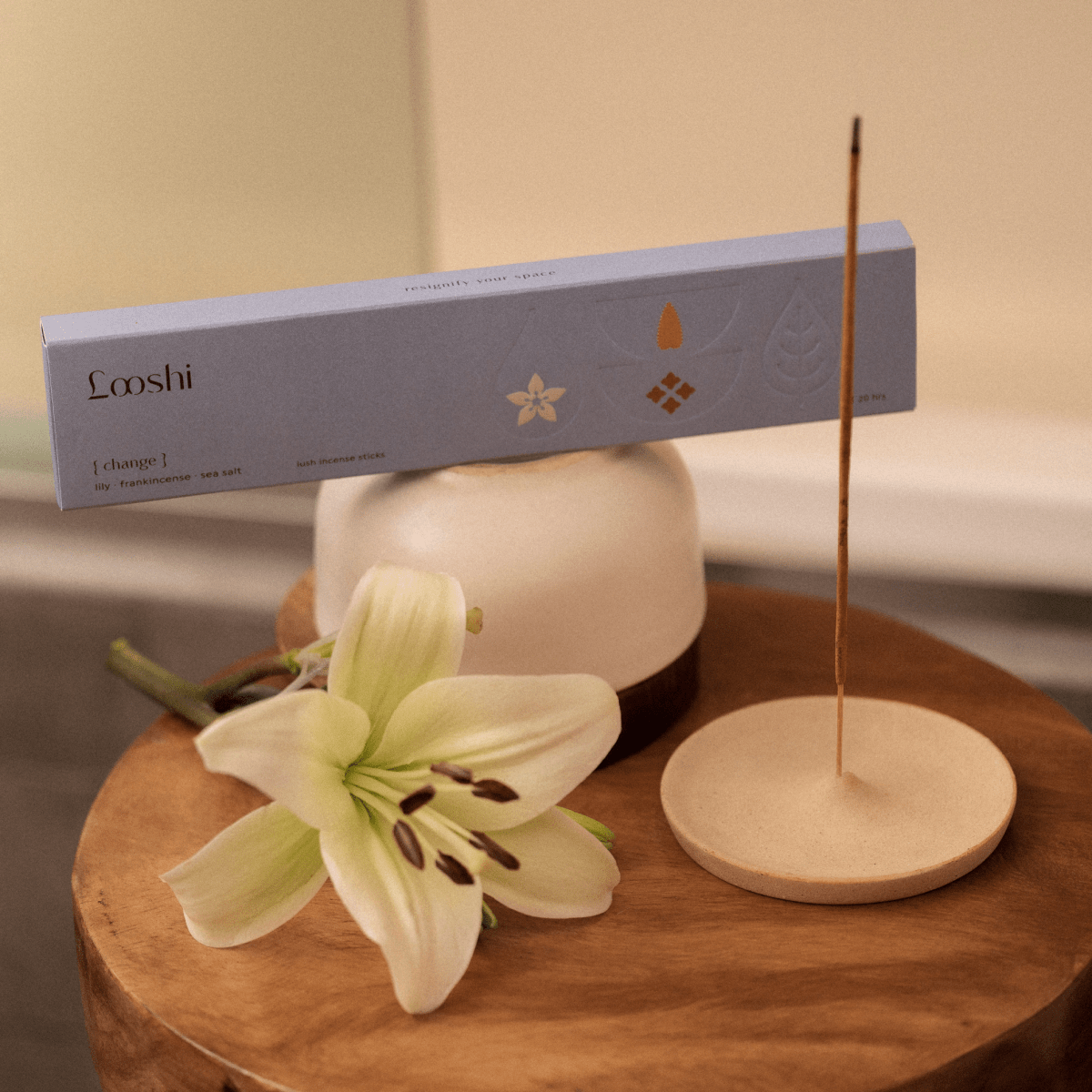 Change Incense Sticks Looshi